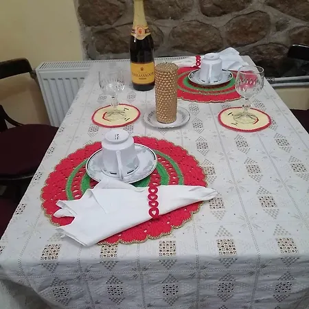 Tradicionale Violeta * Korce