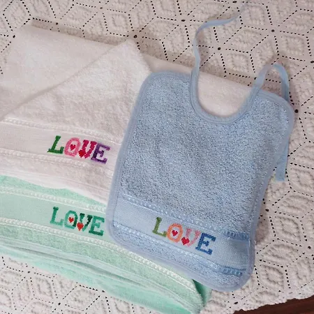 Tradicionale Violeta Villa