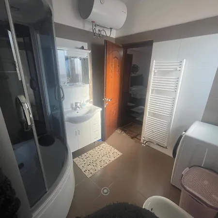 Tradicionale Violeta Villa *